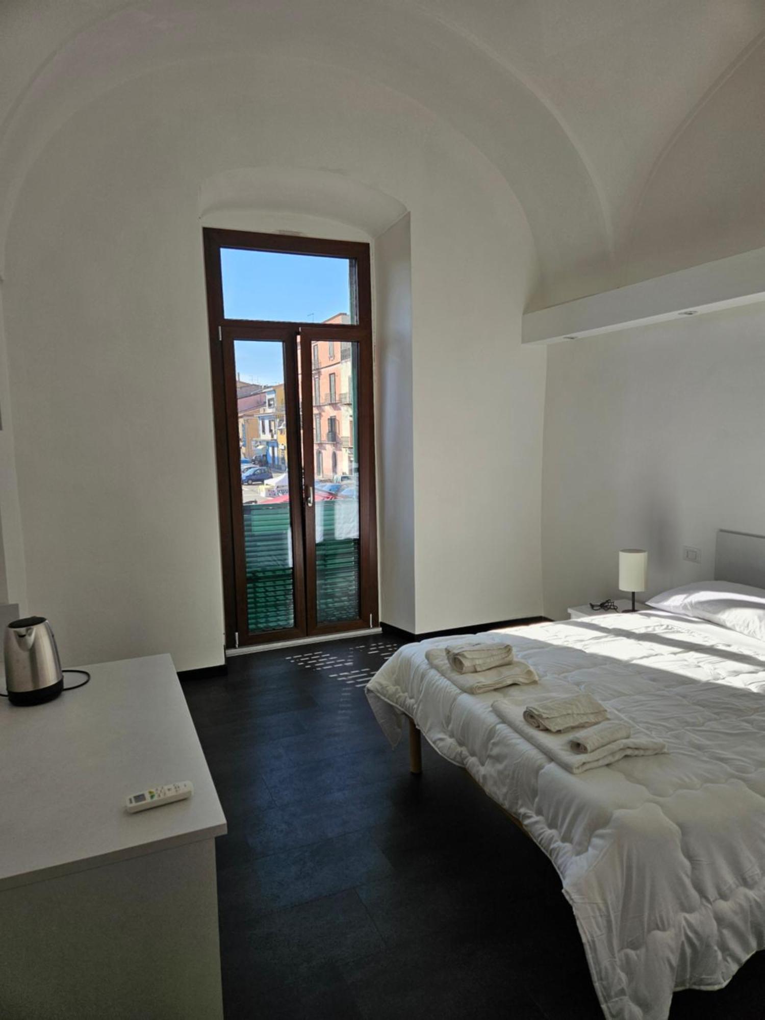La Dama Del Castello Hotell Bosa Exteriör bild